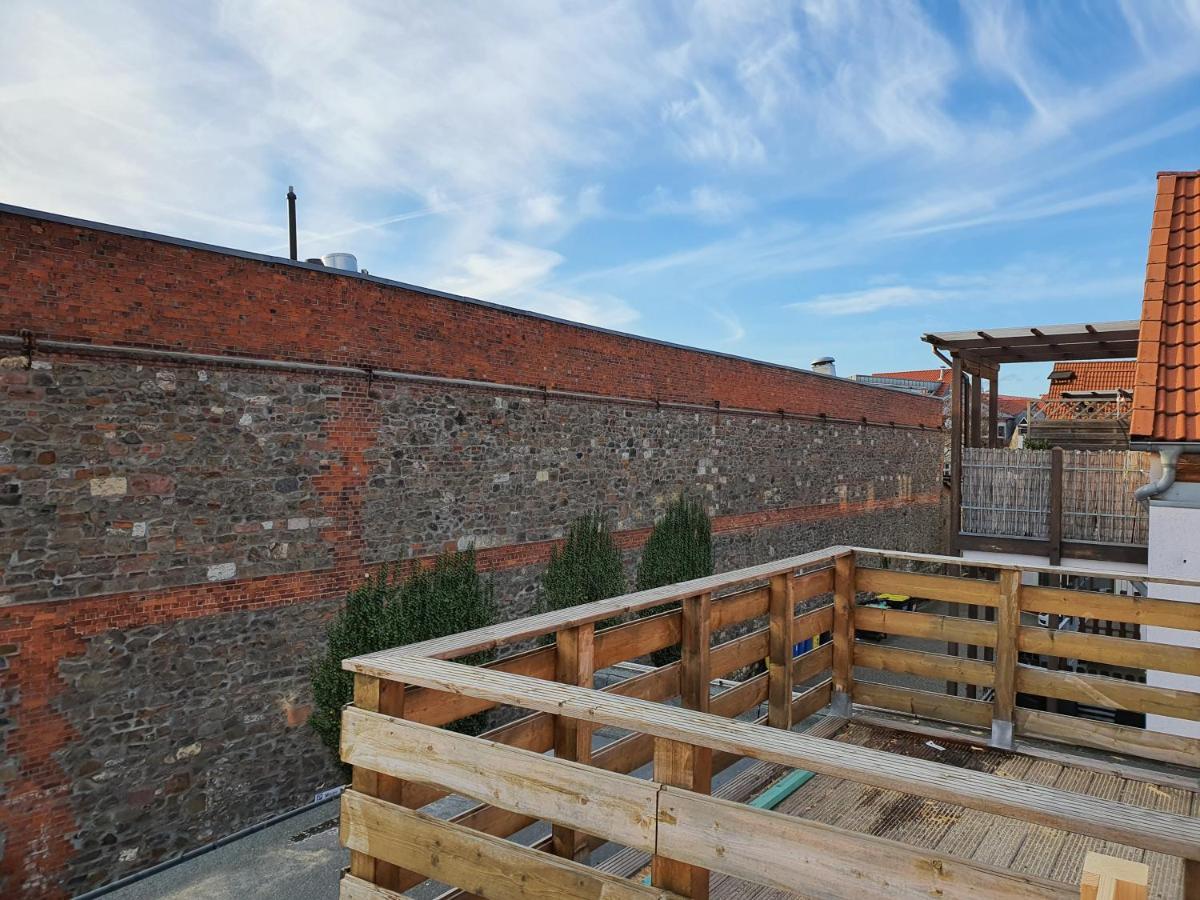 Grosses Offenes Loft Oder Kleine Gemuetliche Wohnung Mit Balkon Wolmirstedt Luaran gambar