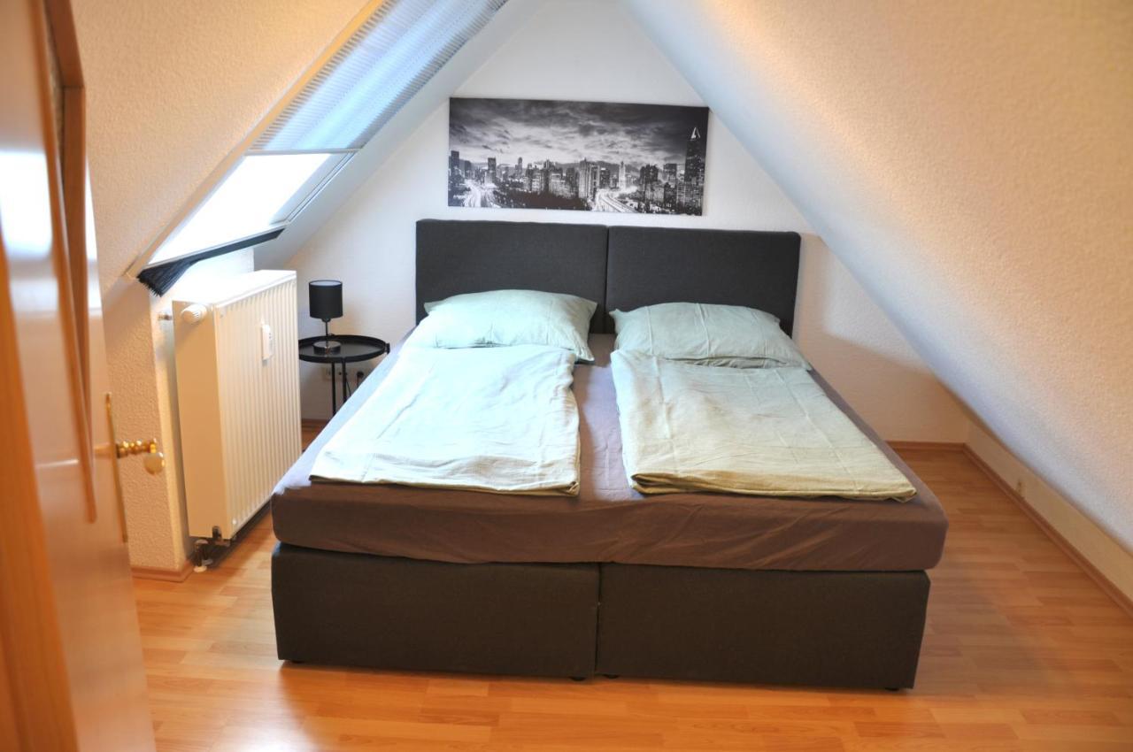 Grosses Offenes Loft Oder Kleine Gemuetliche Wohnung Mit Balkon Wolmirstedt Luaran gambar
